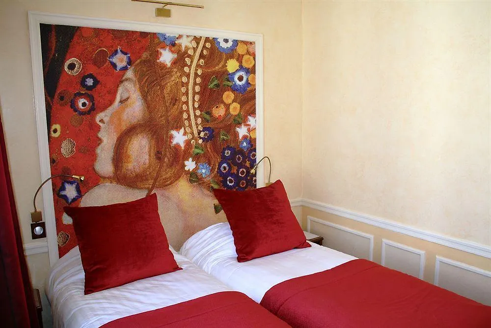 Timhotel Montmartre Hotell 3*
